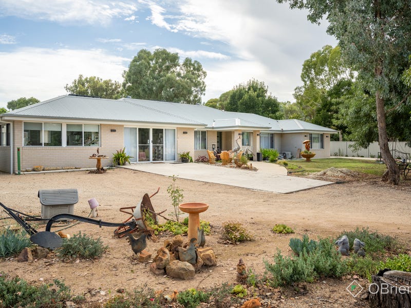 4 Mcgregor Street, Eldorado, Vic 3746