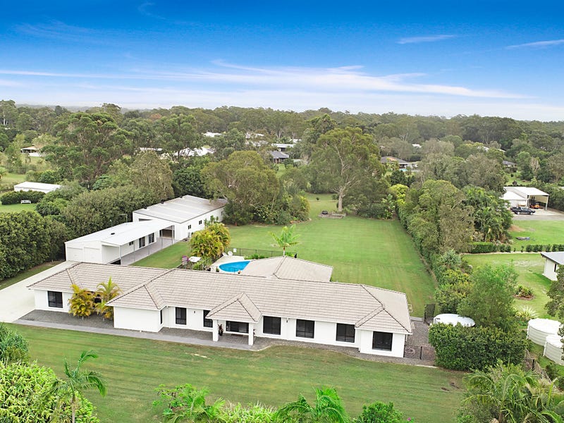 105 Devonstone Drive, Cooroibah, Qld 4565