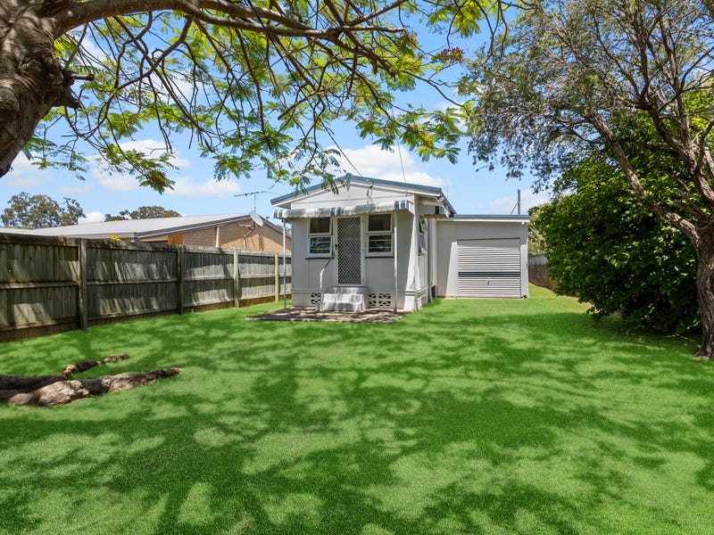 45 Hawthorne Street, Woody Point, Qld 4019