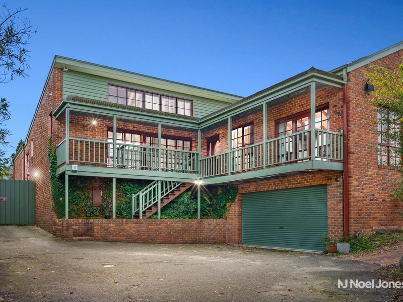 13 St Cres, Croydon, Vic 3136