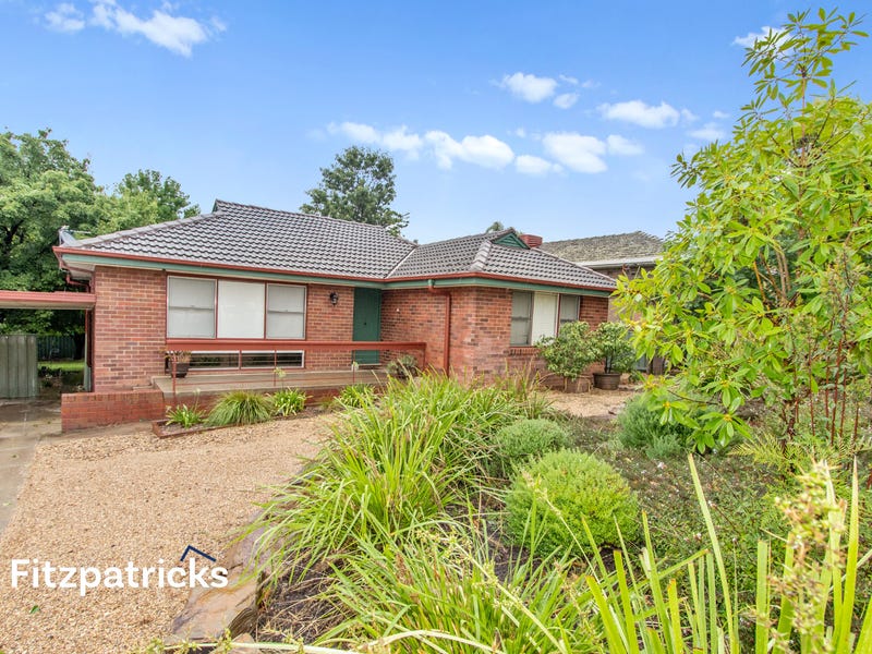25 White Avenue, Kooringal, NSW 2650
