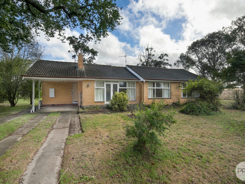 27 Murray Street, Snake Valley, Vic 3351