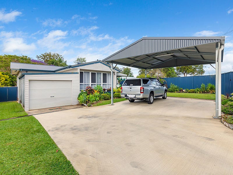 74 Peachester Road, Beerwah, Qld 4519