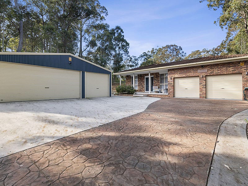 25 The Outlook Road, Surfside, NSW 2536