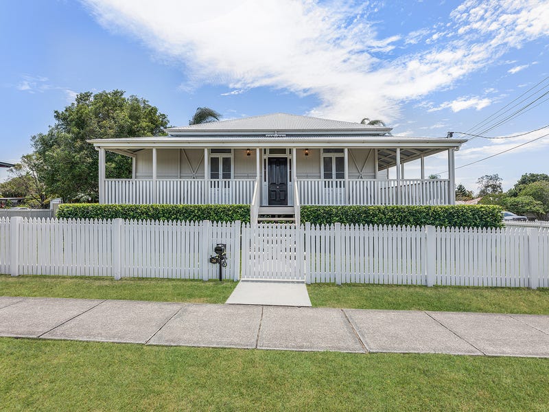 36 Blackstone Road, Newtown, Qld 4305
