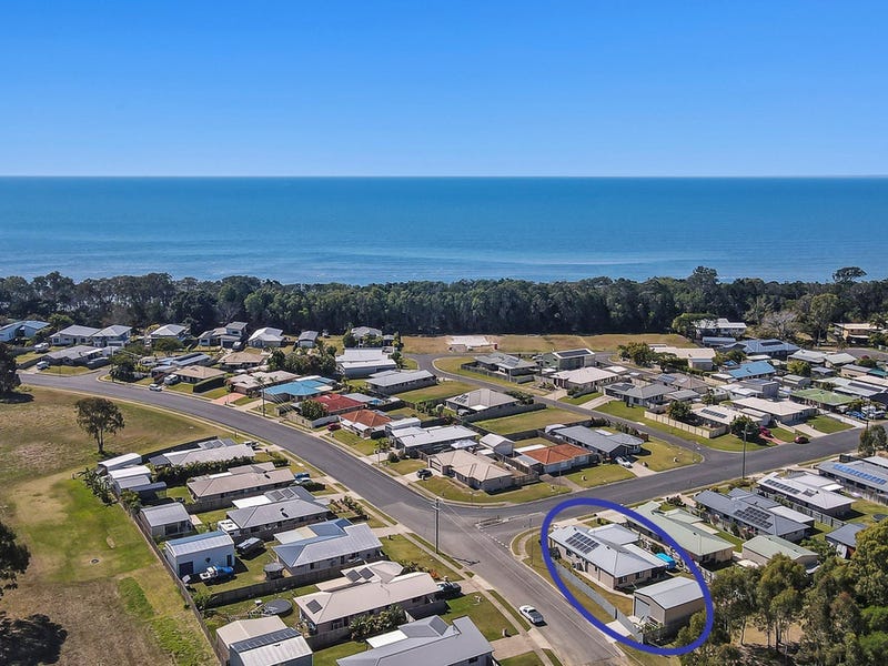 54 Desmond Drive, Toogoom, Qld 4655