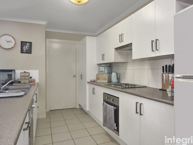 5 Doreen Court, West Nowra, NSW 2541