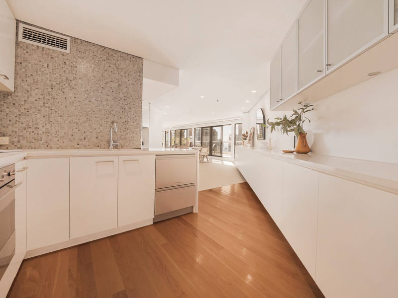 Penthouse 2901/187 Liverpool Street - Property image 13 of 28