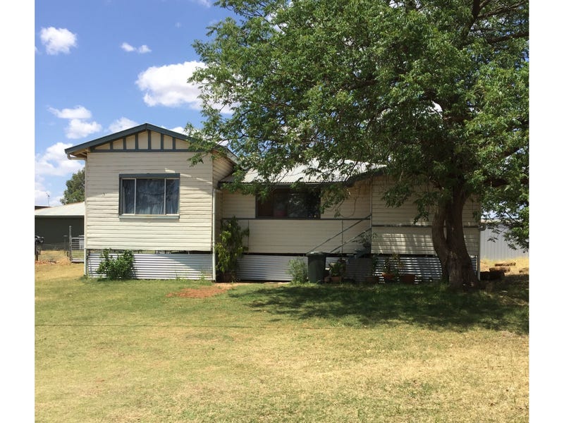 4 Park Street Charleville Qld 4470 Realestate Com Au