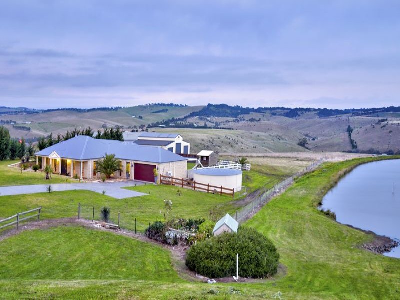 2 The Ridge, Oaklands Junction, Vic 3063 Property Details