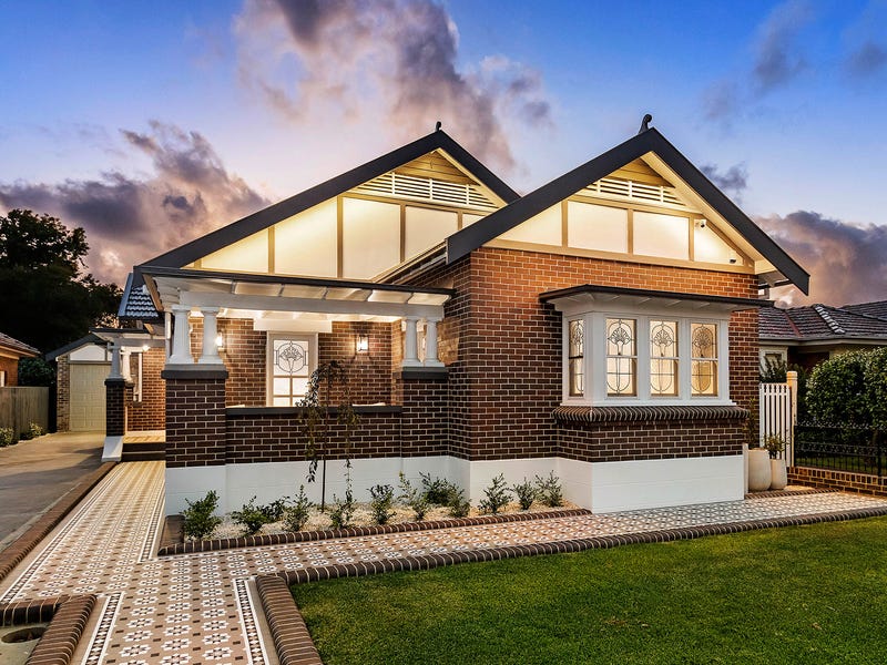 213 Parkway Avenue, Hamilton South, NSW 2303