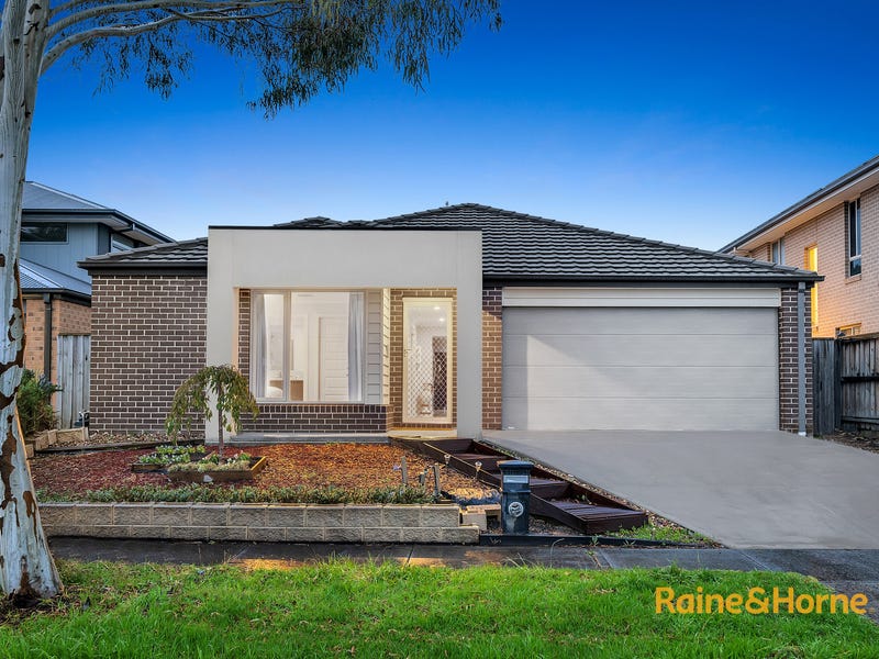 27 City Vista Circuit, Cranbourne West, Vic 3977