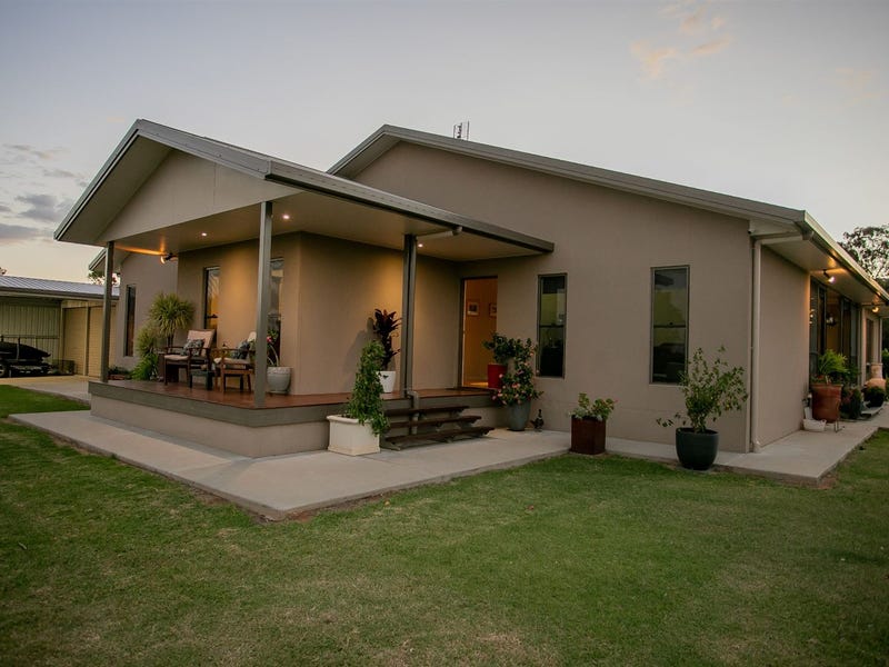 158 Ainsworth Street, Chinchilla, Qld 4413