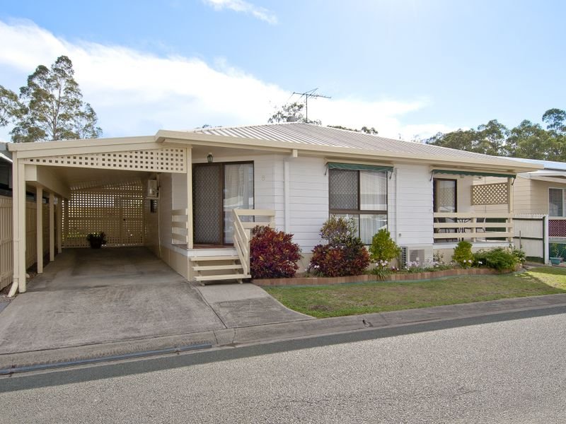 8 Cocas Court PALM LAKES RESORT, Bethania, Qld 4205 Property Details