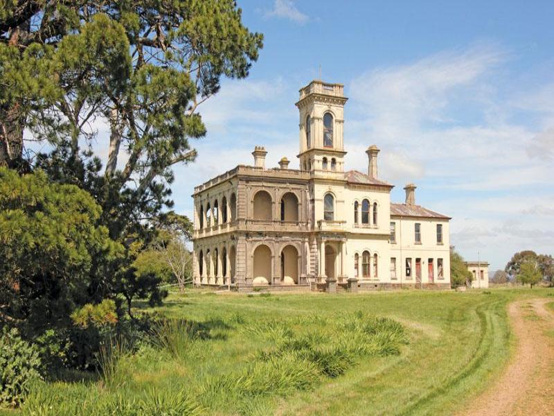 2137 Melbourne Lancefield Road, Monegeetta, Vic 3433 Property Details