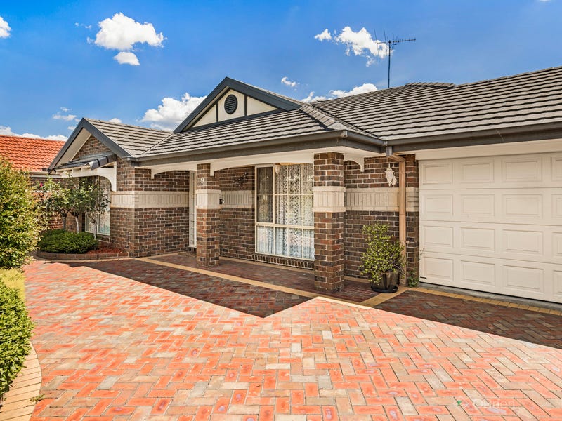 9 Hagen Drive, Berwick, Vic 3806