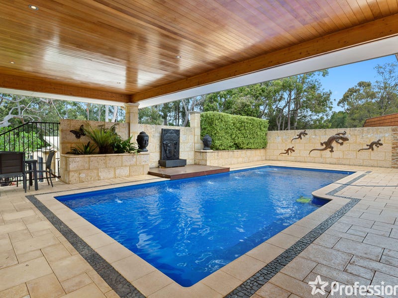 5 Warlingham Drive, Lesmurdie, WA 6076