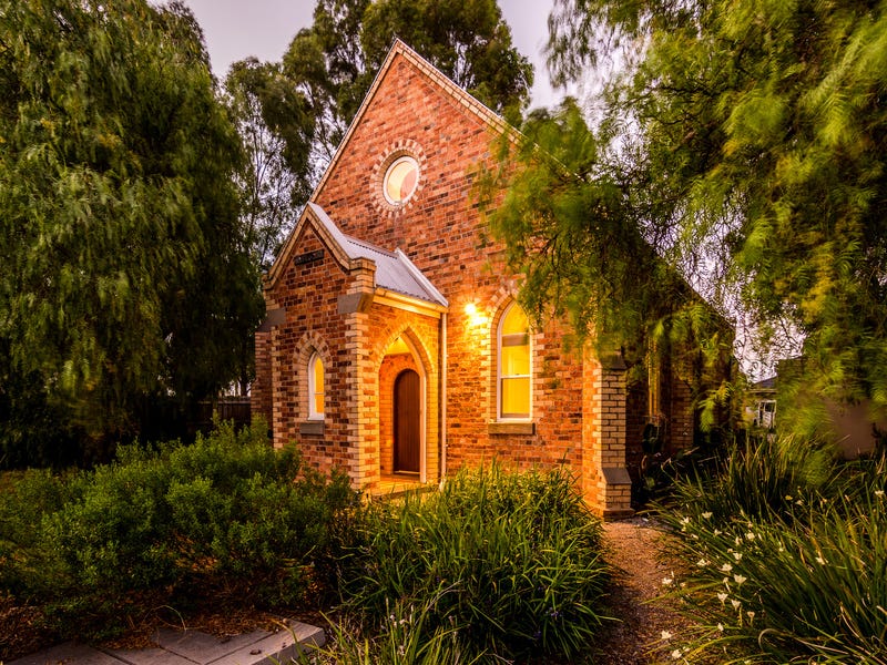 1/4 Spring Street, Thomastown, Vic 3074 Property Details