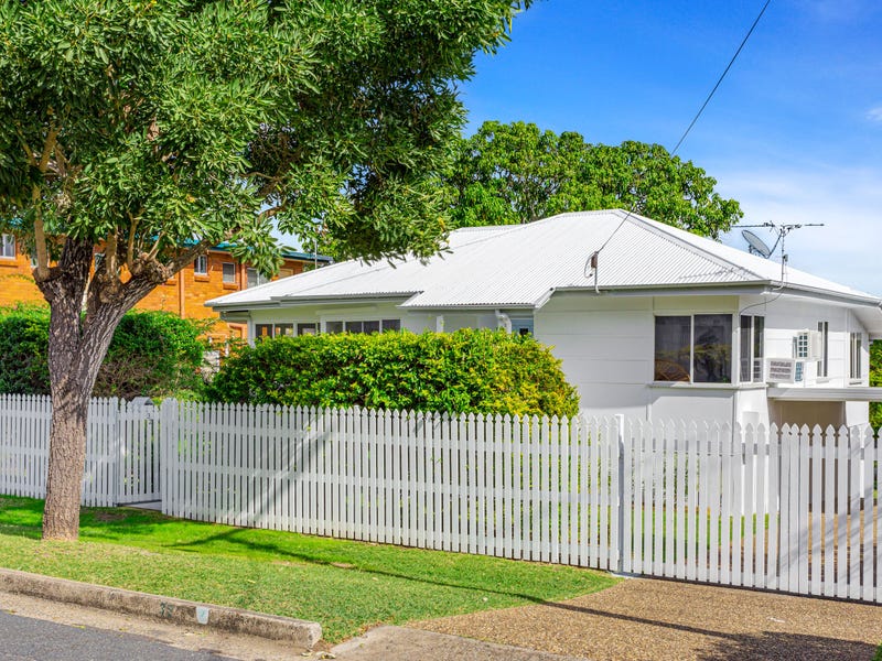 32 Herbert Street, Wandal, Qld 4700