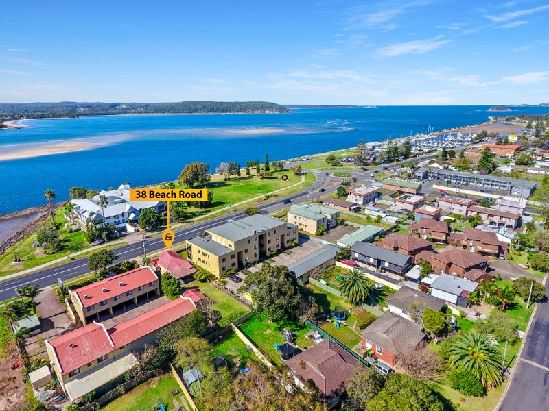 38 Beach Road, Batemans Bay, NSW 2536