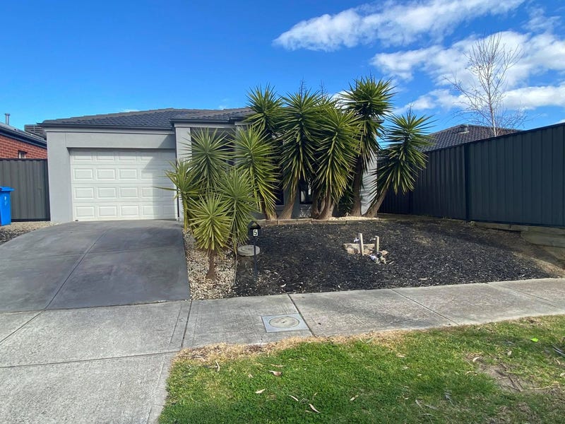 5 Camolina Way, Clyde North House for rent Listed by Jess Fouet of