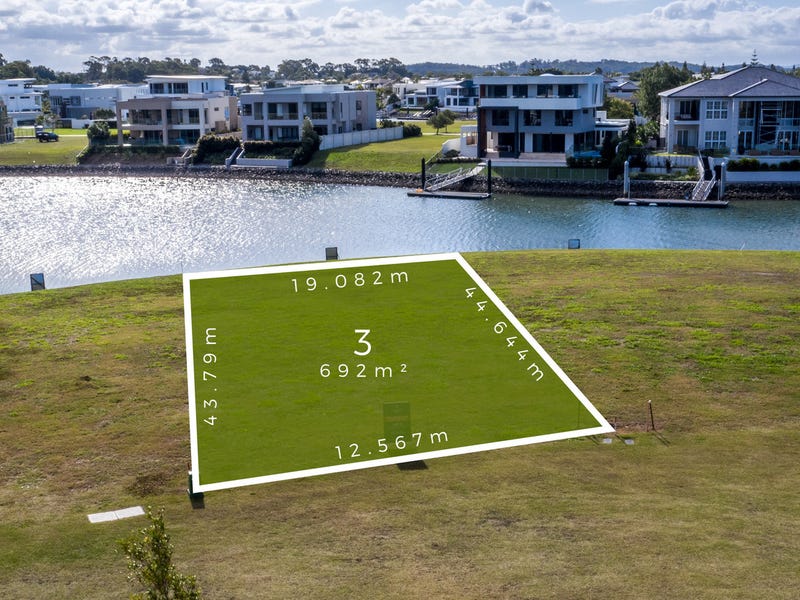 8863 The Point Circuit, Hope Island, Qld 4212 8863 The Point Circuit, Hope Island, Qld 4212