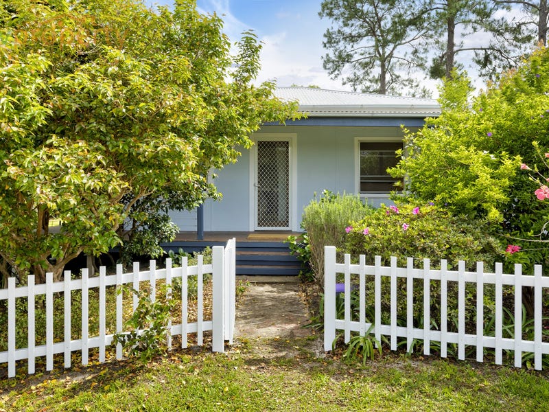 6 Ocean Avenue, Stuarts Point, NSW 2441