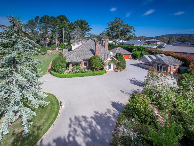 713 Mulgutherie Way, Gisborne, Vic 3437 Property Details