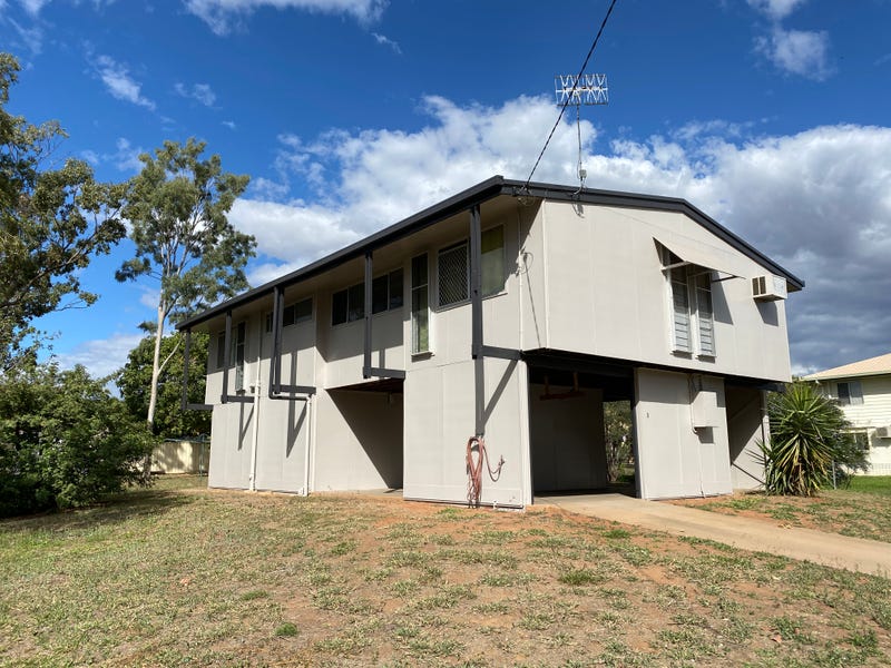 3 De Castella Drive, Moranbah, Qld 4744