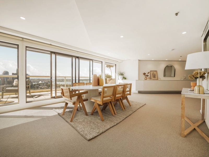 Penthouse 2901/187 Liverpool Street - Property image 3 of 28