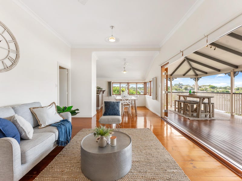 30 Shackleton Street, Kedron, Qld 4031