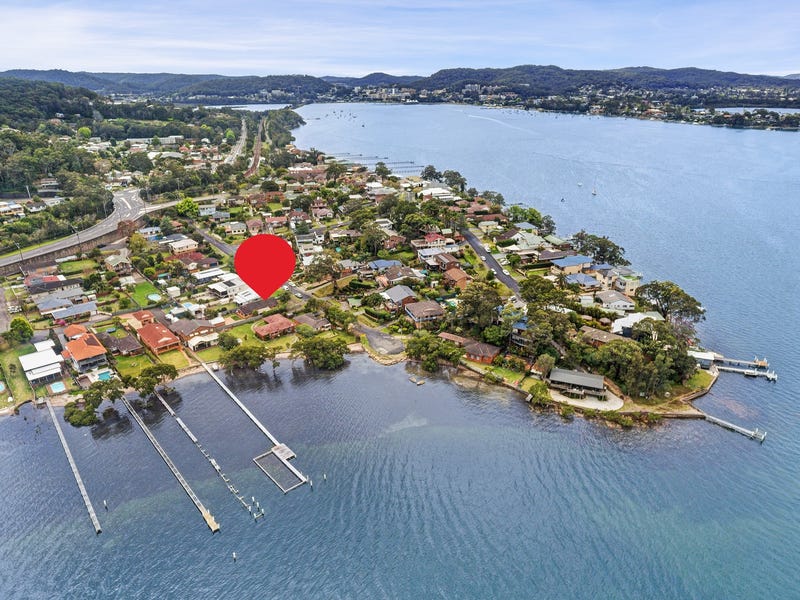 17 Noonan Point Avenue, Point Clare, NSW 2250 Property Details