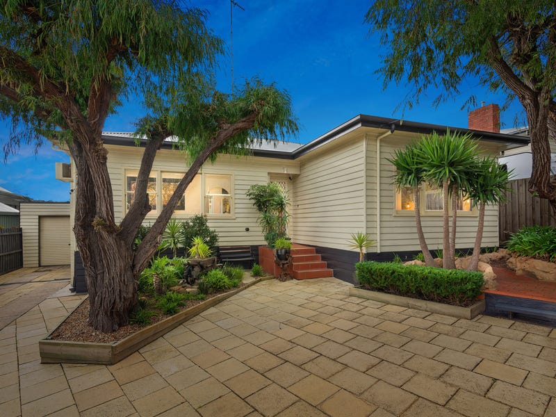 30 Montague Street, Highton, Vic 3216