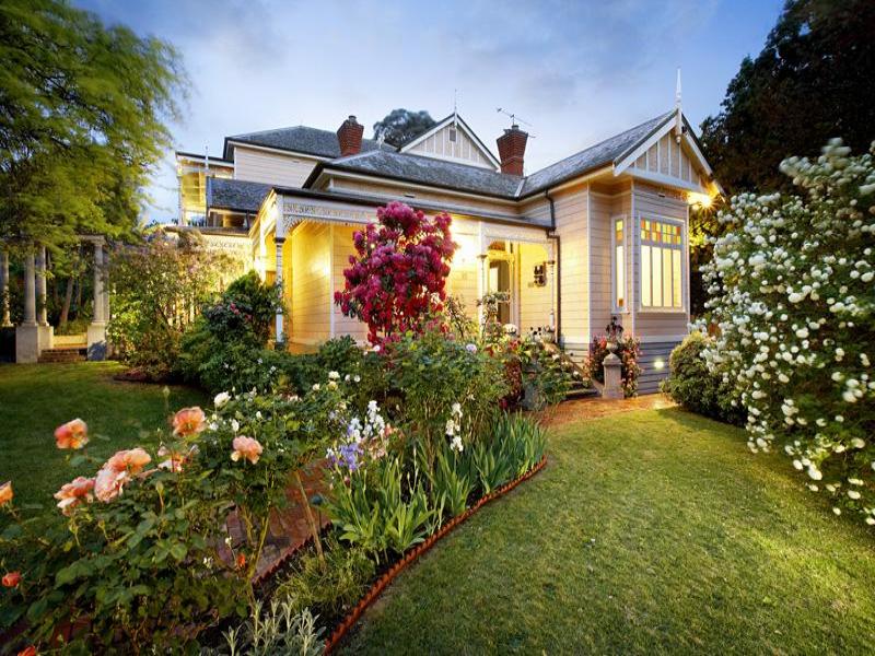 83 Guildford Road, Surrey Hills, Vic 3127 Property Details