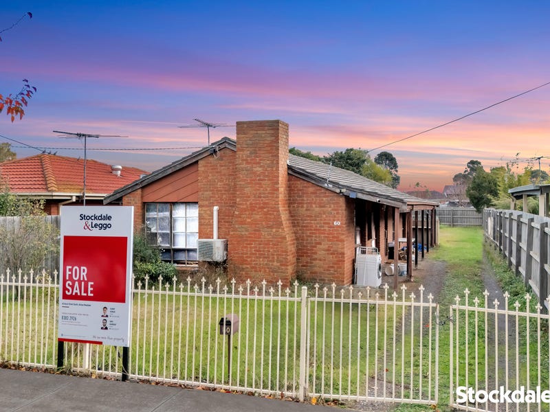 60 Ascot Street South