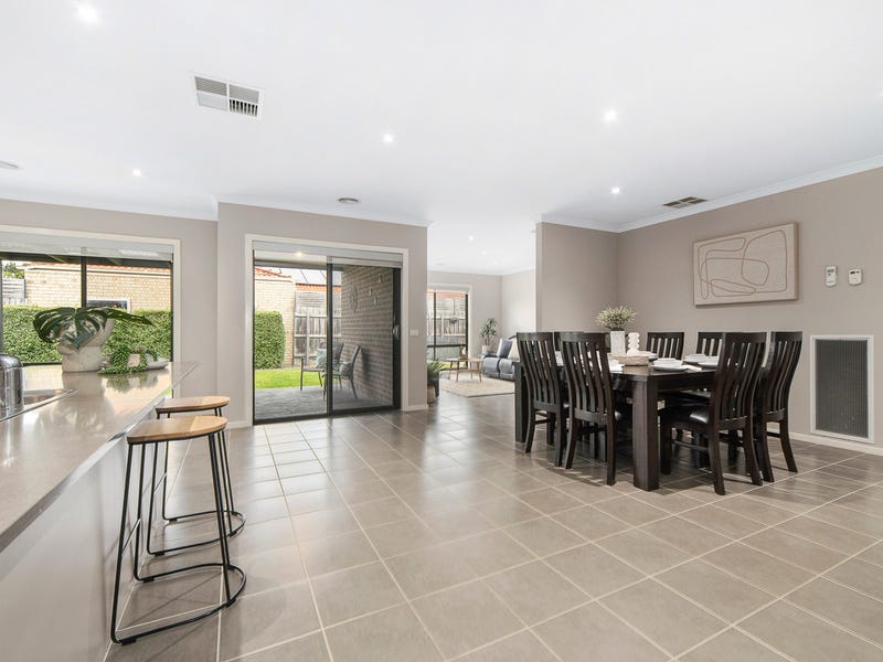 46 Spencer Drive, Carrum Downs, Vic 3201
