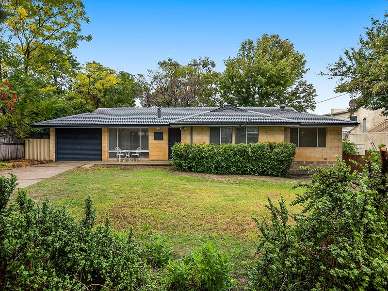 17 Cotherstone Road, Kalamunda, WA 6076