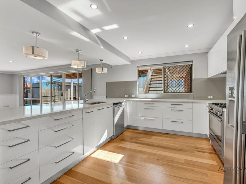 7 Panorama Heights, Wandina, WA 6530