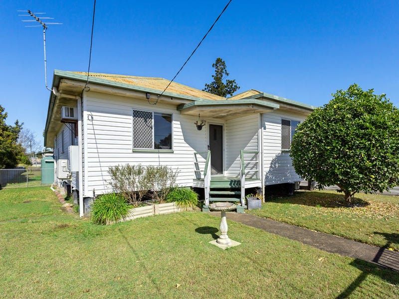 15 Countess Street, East Ipswich, Qld 4305