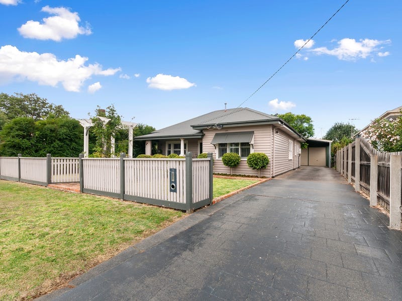 28 Loch Park Road, Traralgon, Vic 3844