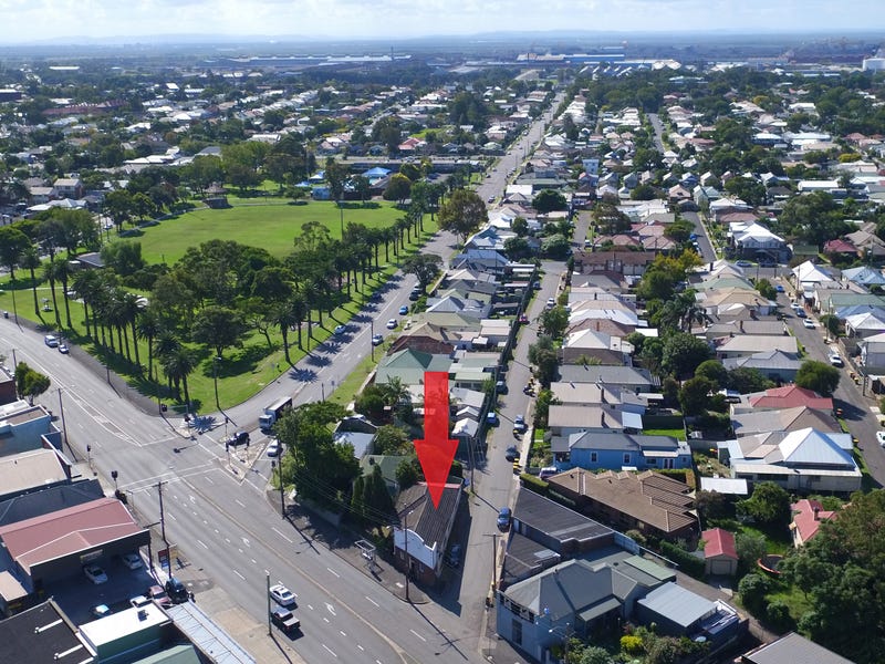 17 Maitland Road, Mayfield East, NSW 2304 Property Details