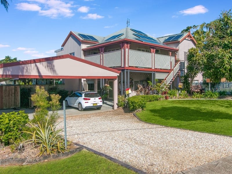 24 Oyster Point Road, Banora Point, NSW 2486