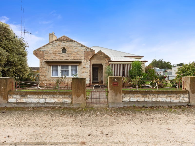 36 Caroline Street, Moonta, SA 5558
