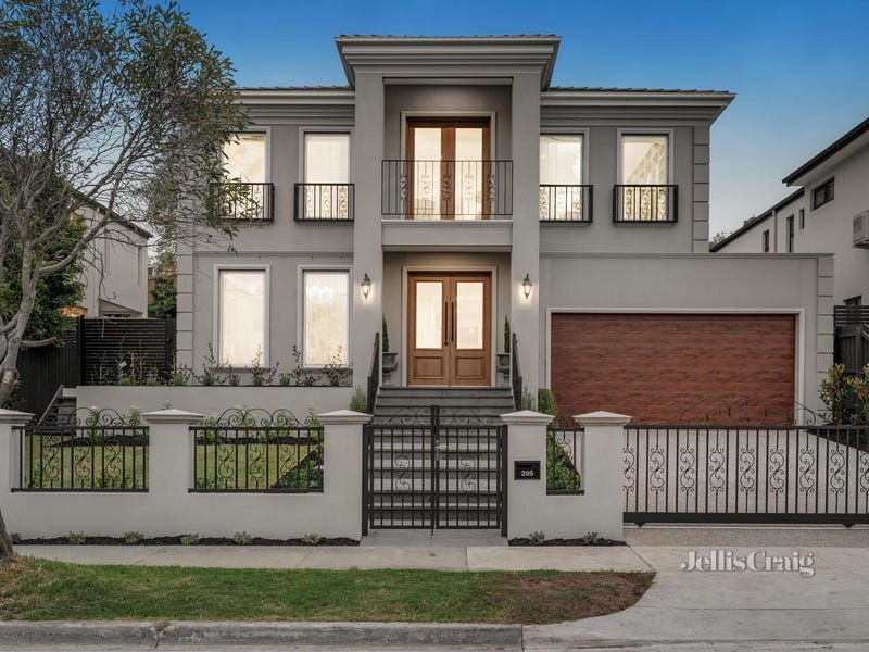 295 Gallaghers Road, Glen Waverley, Vic 3150