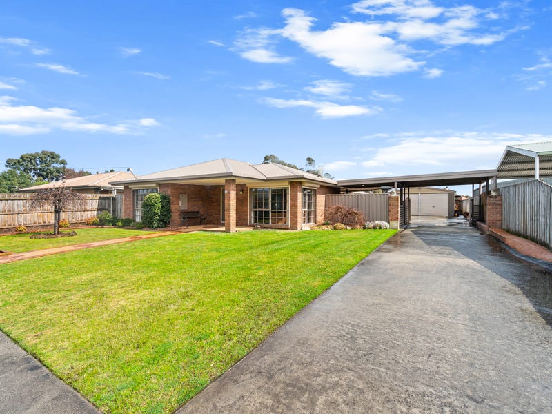 16 Rhodes Court, Glengarry, Vic 3854