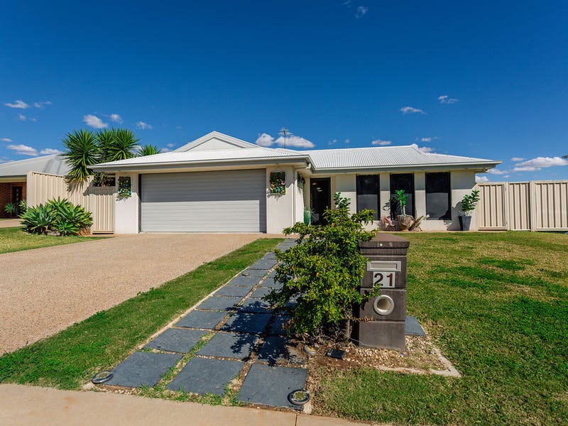 21 Brokenwood Street Emerald Qld 4720