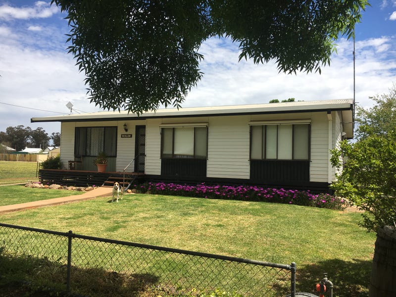 18 Street, Ariah Park, NSW 2665 Property Details