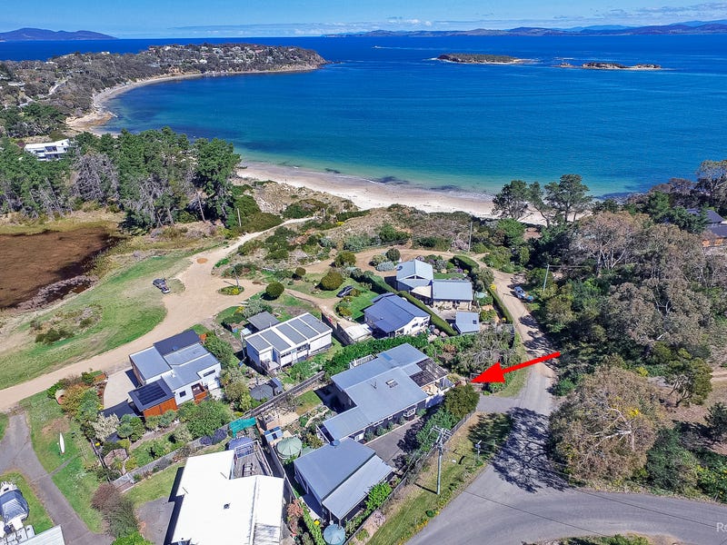 4 Lourah Street, Dodges Ferry, Tas 7173 Property Details