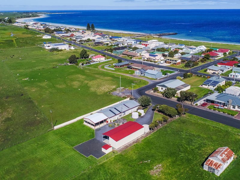 4 Irven Street, Port Macdonnell, SA 5291 Property Details