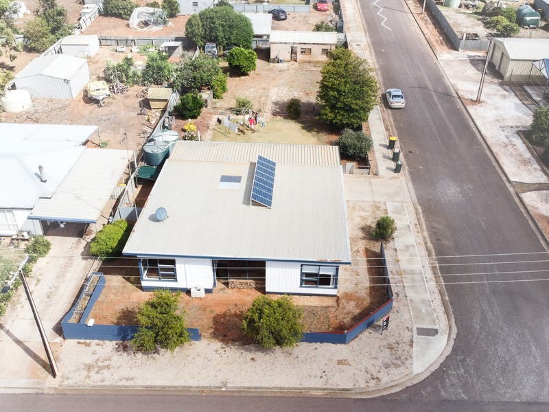 18 Henderson Avenue, Cleve, SA 5640